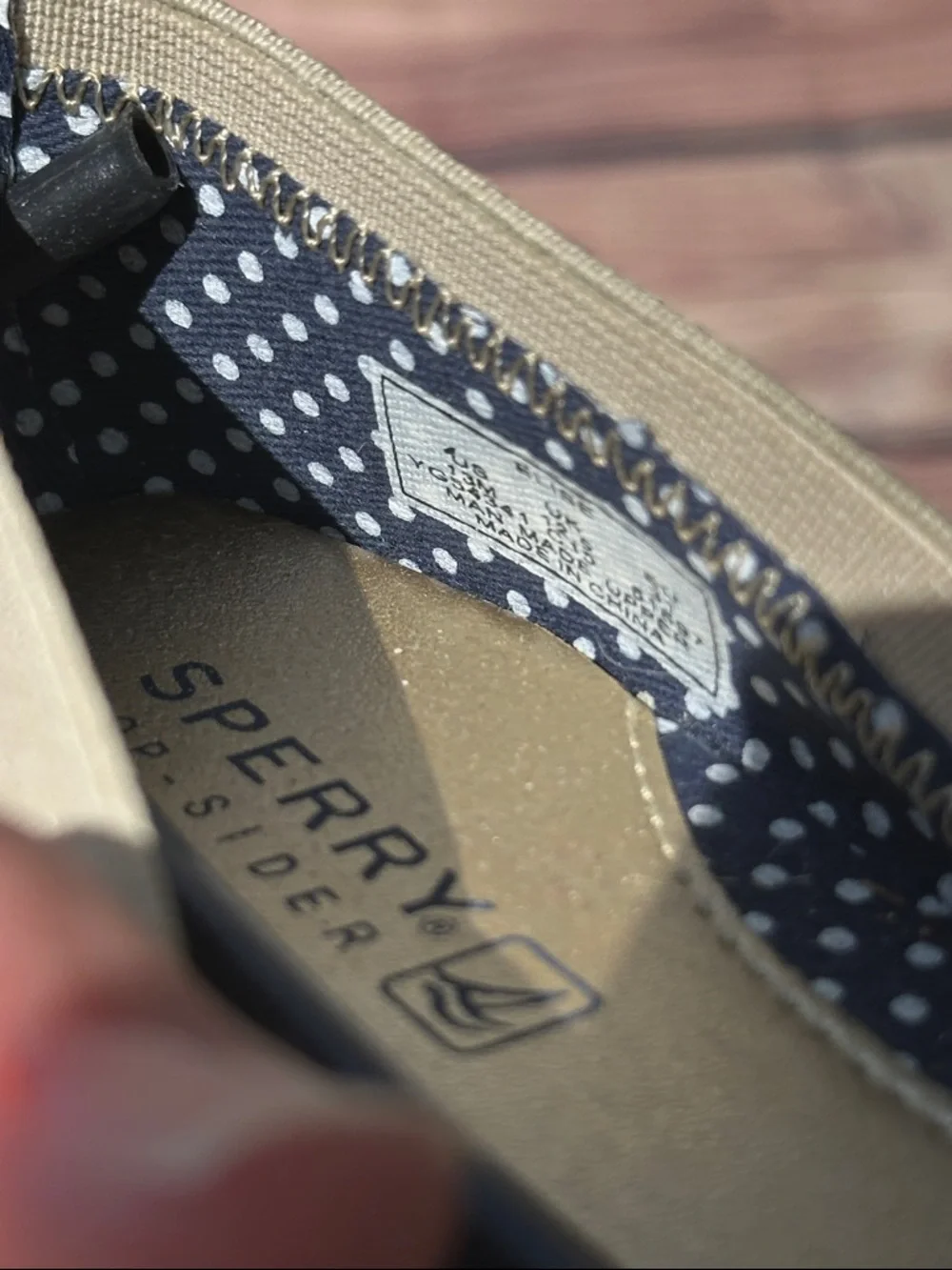 Sperry girl’s Metallic Gold Ballet Flats with Bow